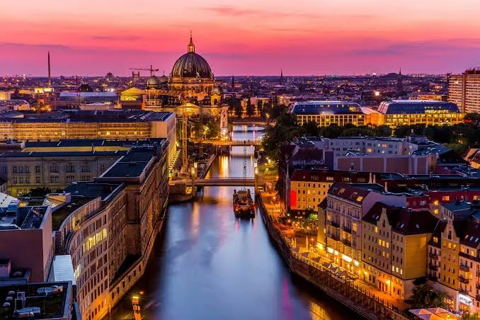 THE EUROPE EDIT